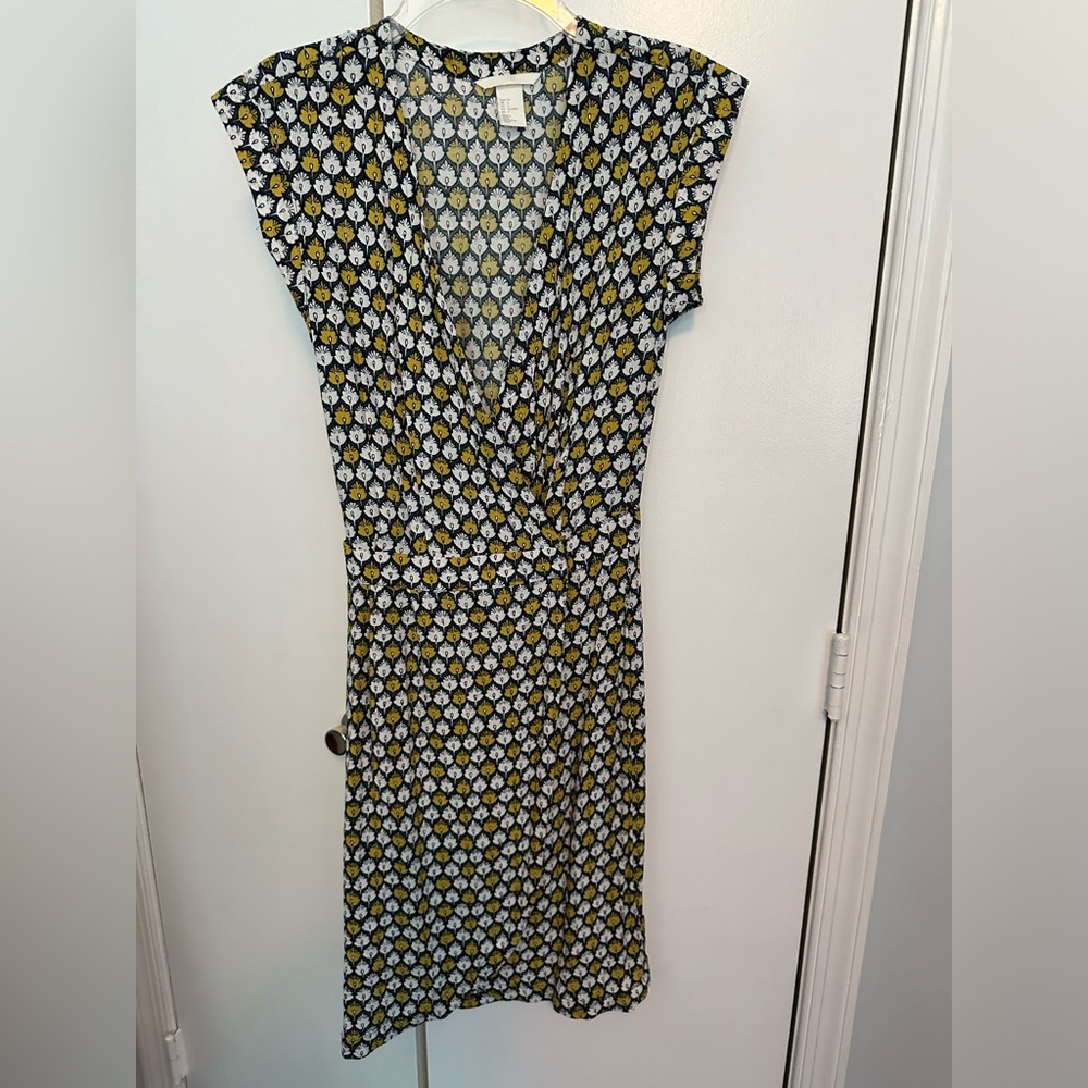 DRESS - Picture 2 of 6